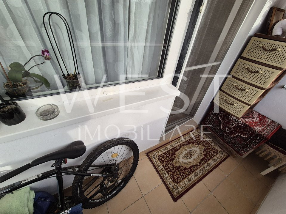 Apartament decomandat 3 camere-la cheie! Etaj intermediar! Zona Expo !