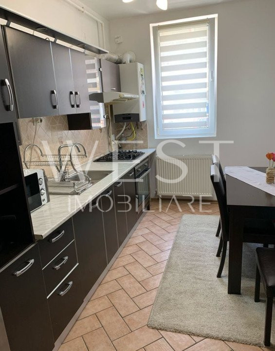 Apartament 2 camere decomandat | 57mp | Zona Eroilor | 2 Parcari