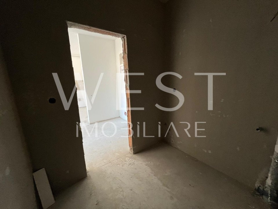 Apartament semi-finisat 3 camere | 51mp+8mp | Zona Cetatii | Parcare