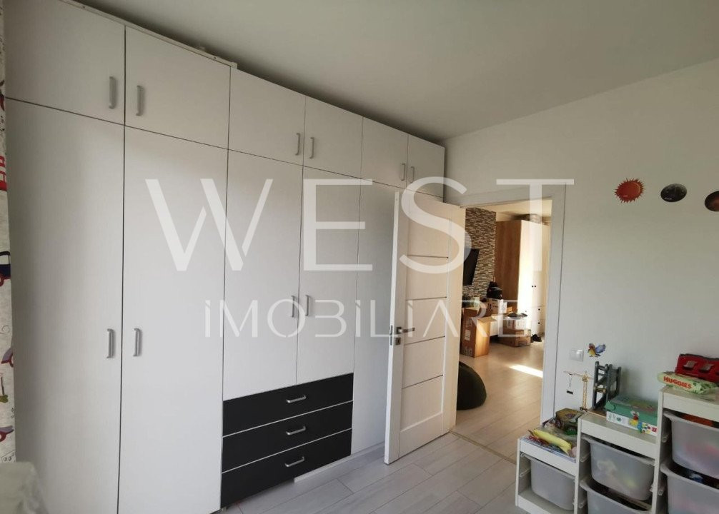 Apartament 3 camere | 62(utili)+5+50mp | Zona Florilor | 2 Parcari
