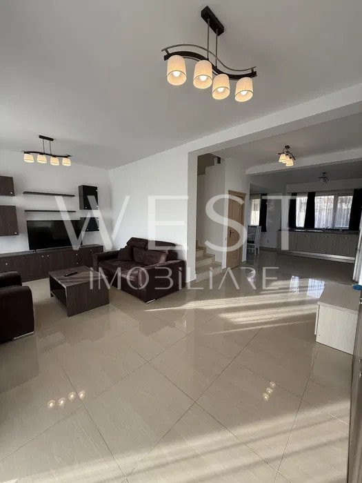 Duplex cu 4 camere | 110mp + 140 gradina | zona Europa | 2 Parcari 