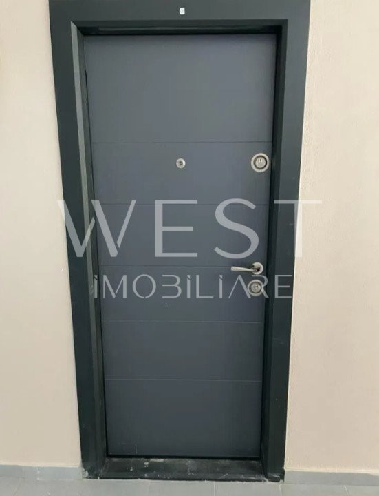 Apartament 3 camere, semifinisat! Parcare! Boxa Proprie! Str. Cetatii!