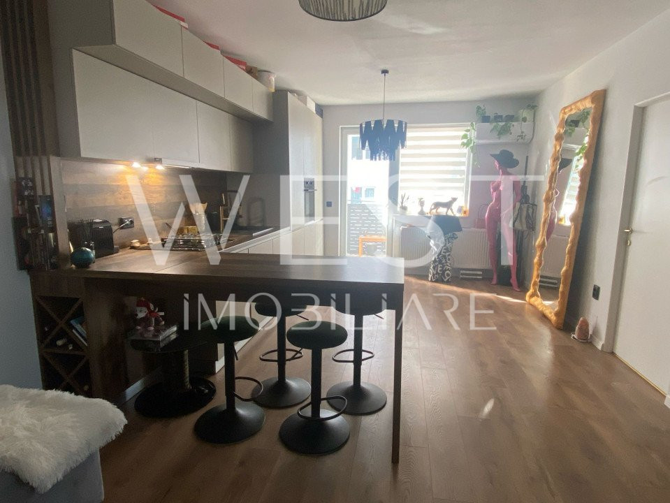 Apartament 2 cam! Mobilat/Utilat! Zona BMW! Parcare! Etaj intermediar!