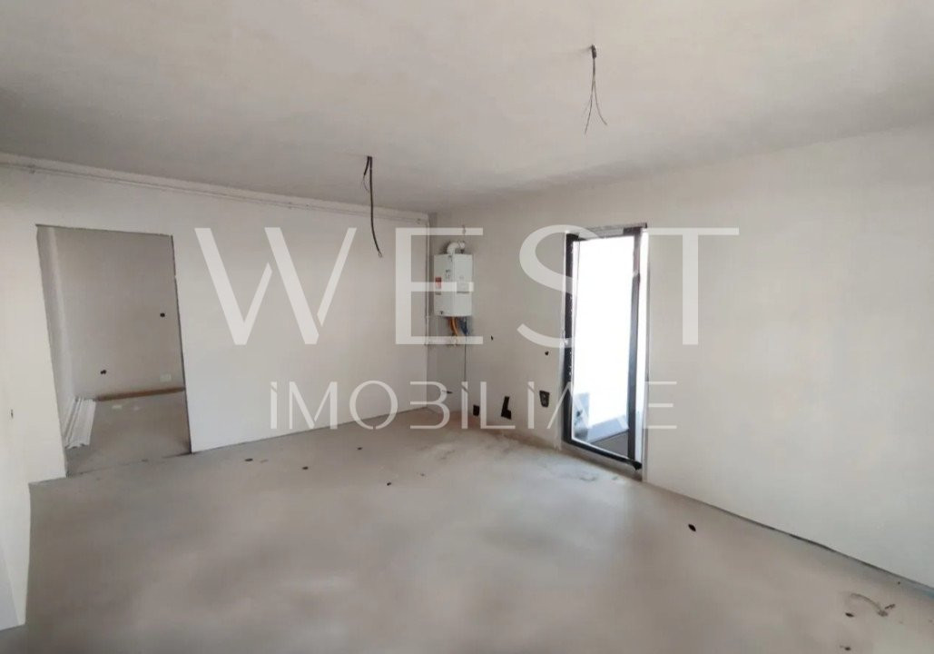 Apartament de 3 camere+22mp terasa! Str. Eroilor! Semifinisat! Cu CF!