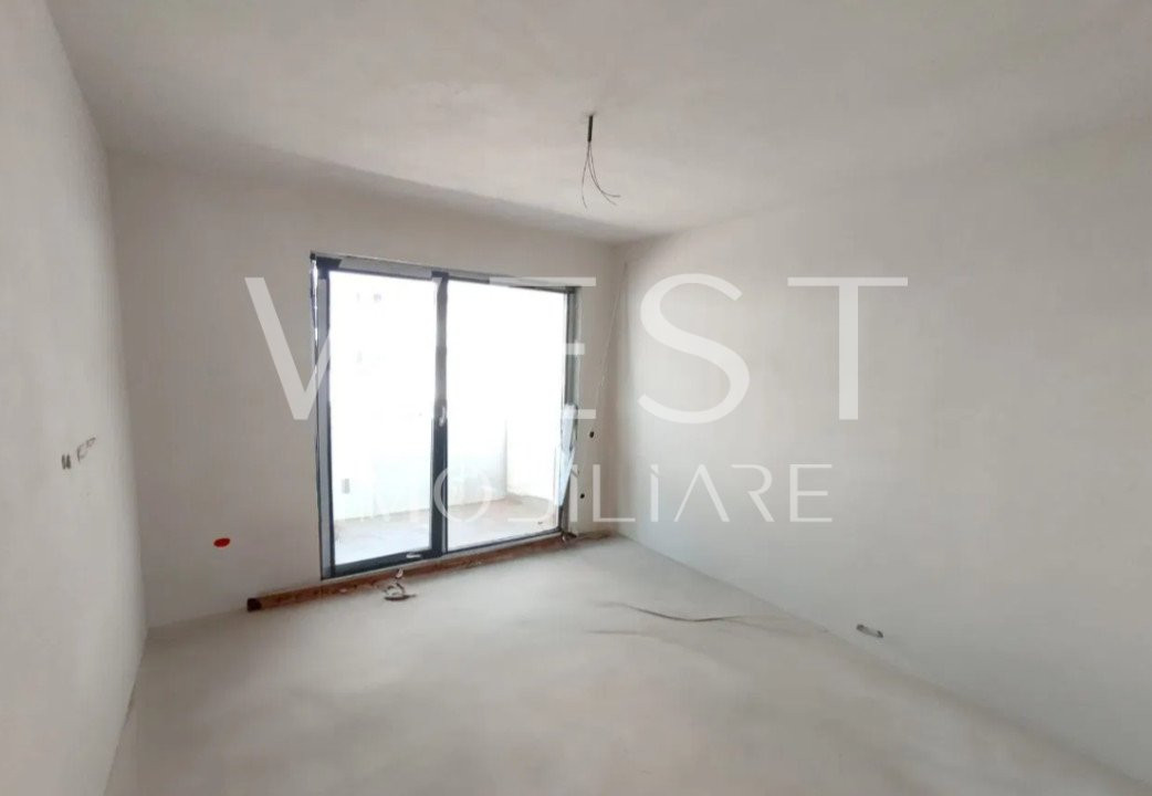 Apartament de 3 camere+22mp terasa! Str. Eroilor! Semifinisat! Cu CF!
